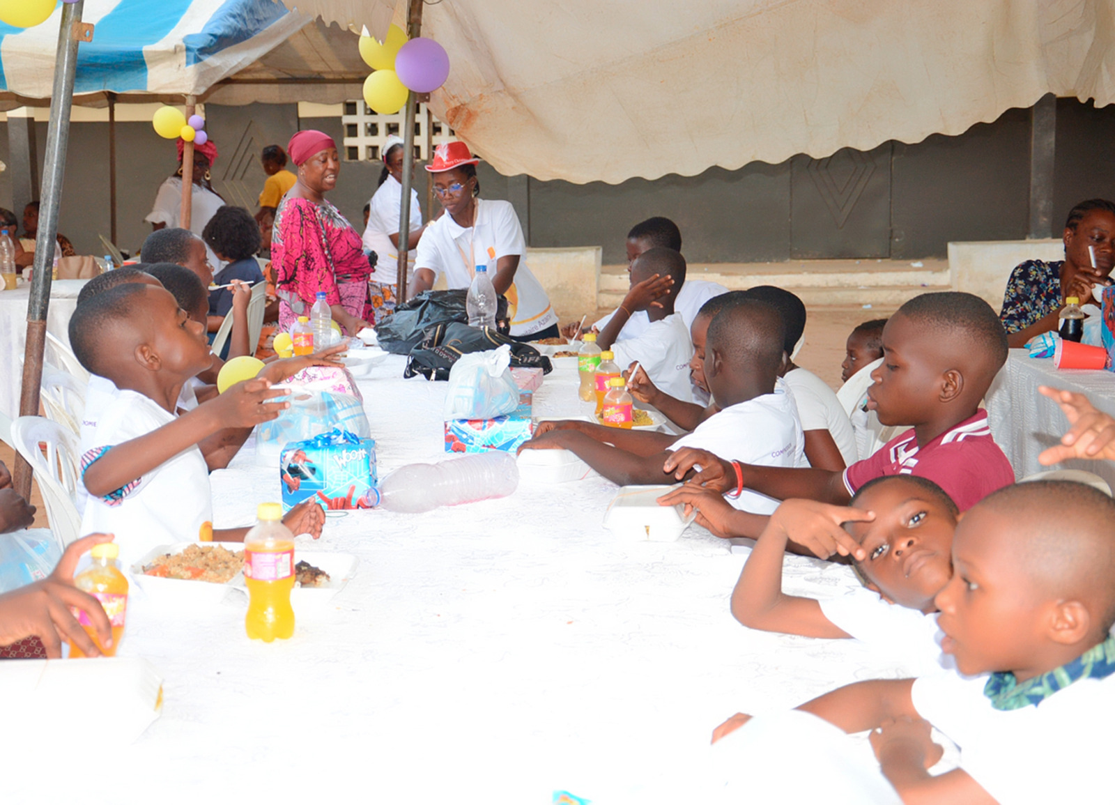 Distribution d'aide alimentaire